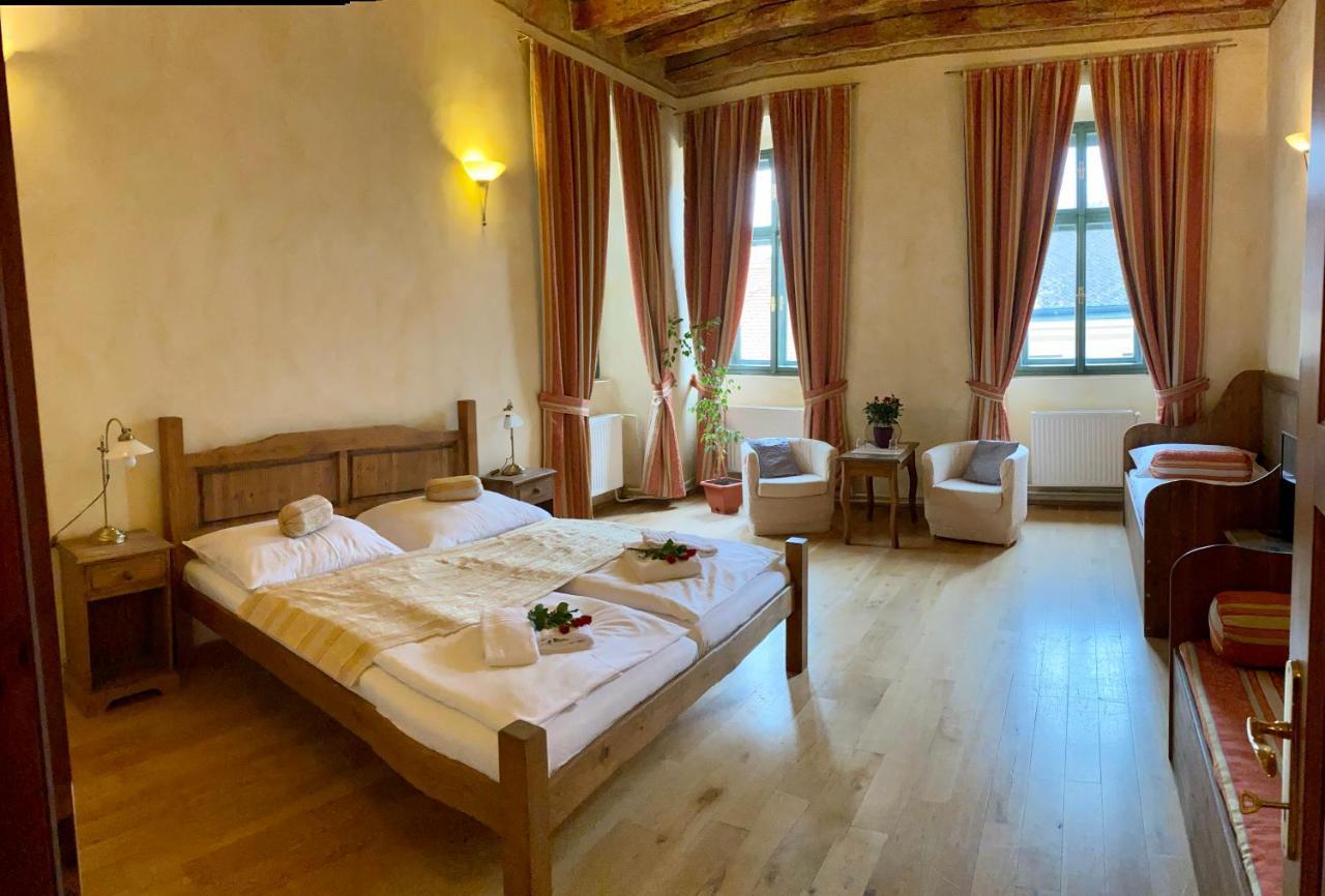 Hotel Opat Kutná Hora Extérieur photo